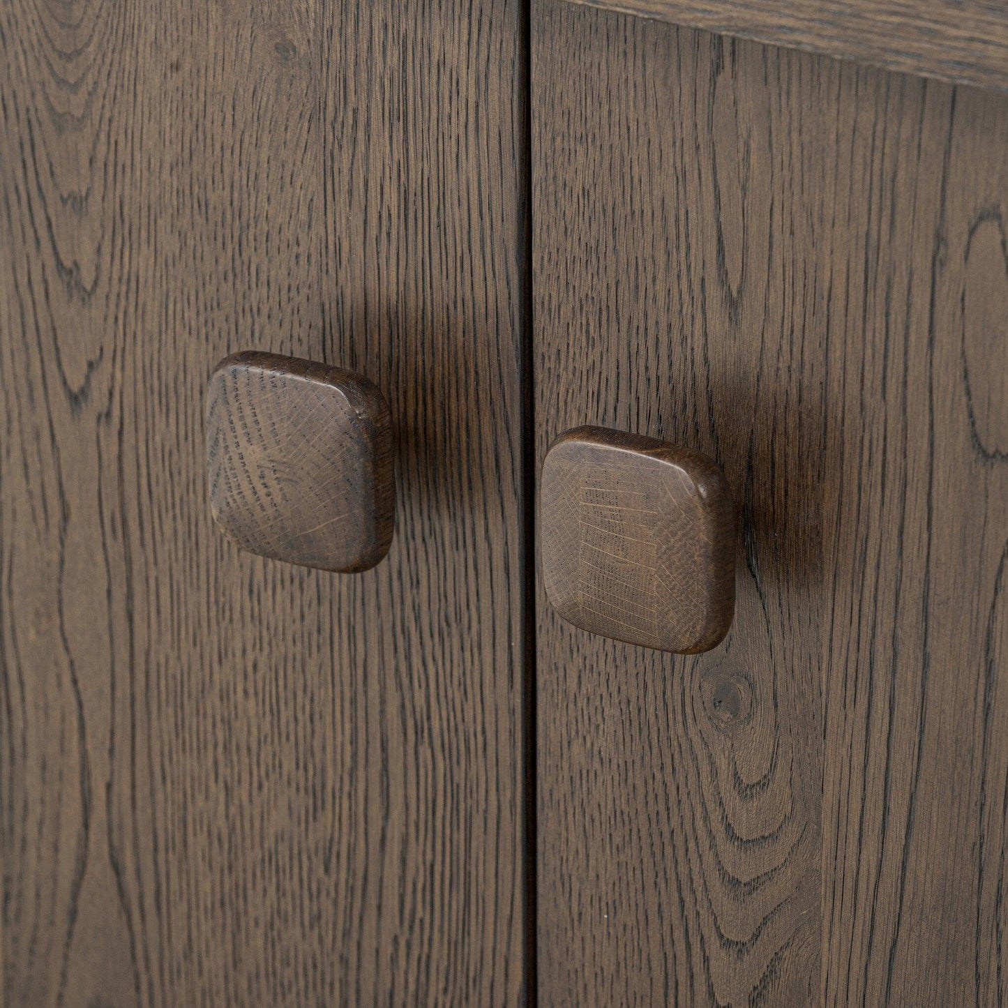 Valen Sideboard